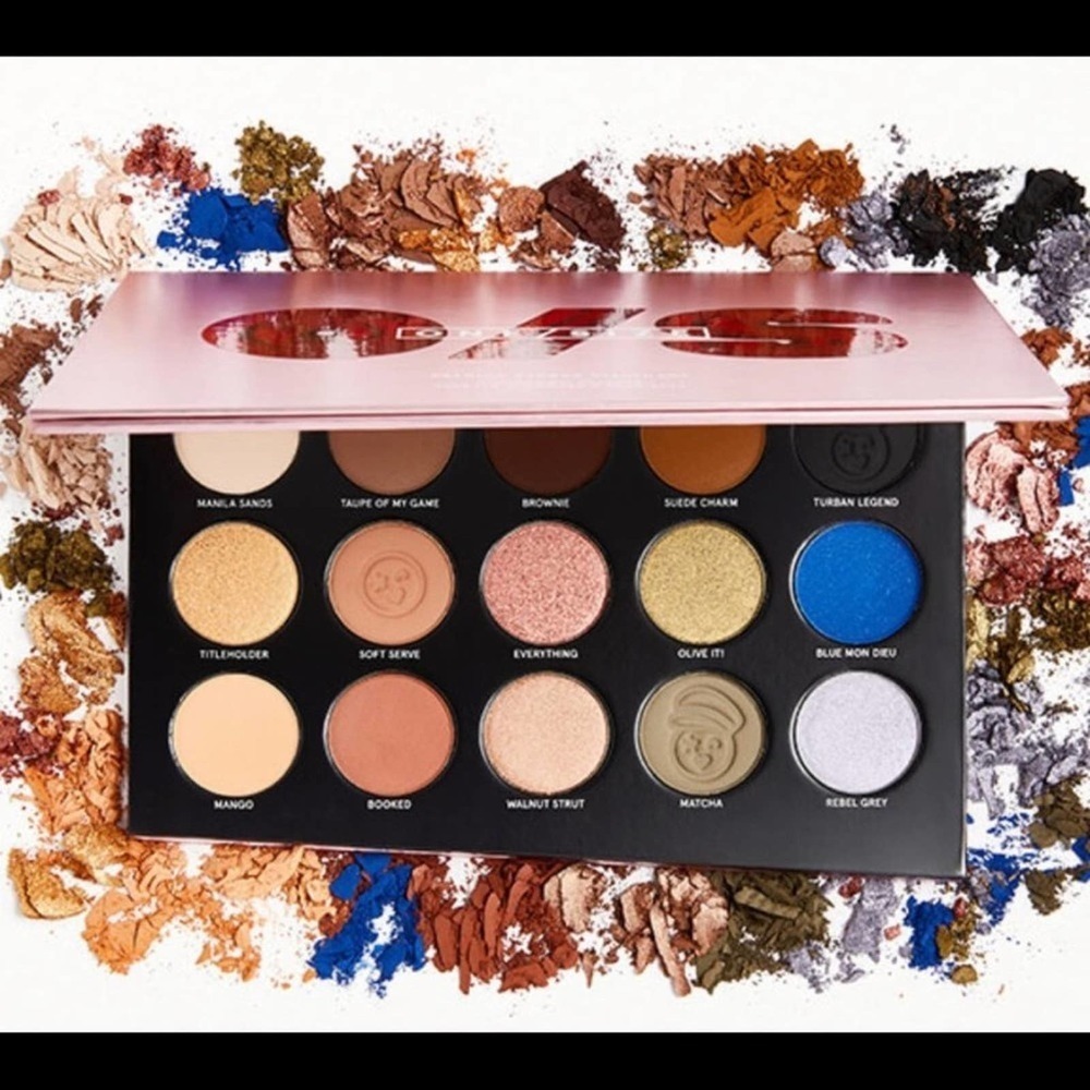 ONE/SIZE by Patrick Starrr Visionary Eyeshadow Palette Unopened